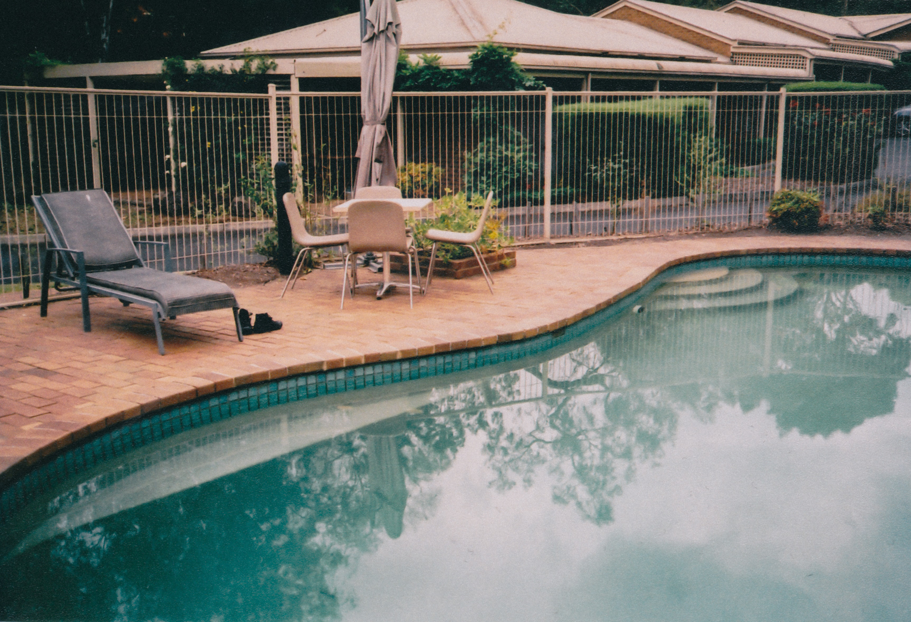 Piscine privée disponible à la location